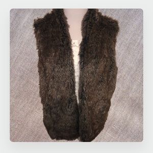 👇🏻$Reduced to lowest price. Vintage inspired Faux Fur vest